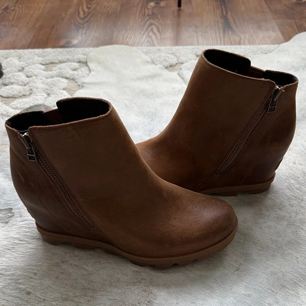Sorel Joan of Arctic Brown Leather Ankle Boots - Picture 7 of 9